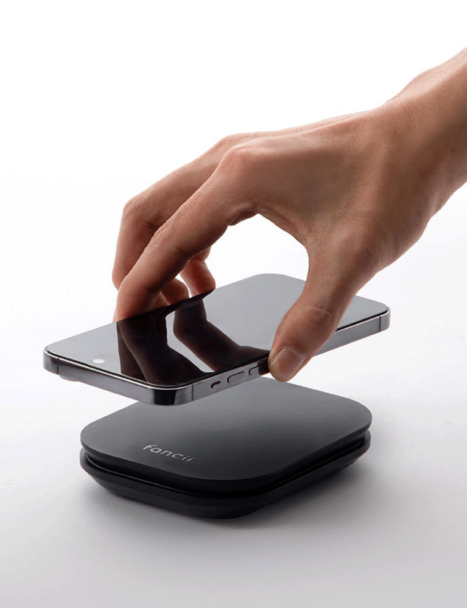 Wirelessly Charging the iPhone